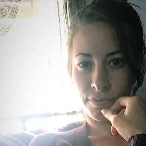 Meet your Posher, Raegan